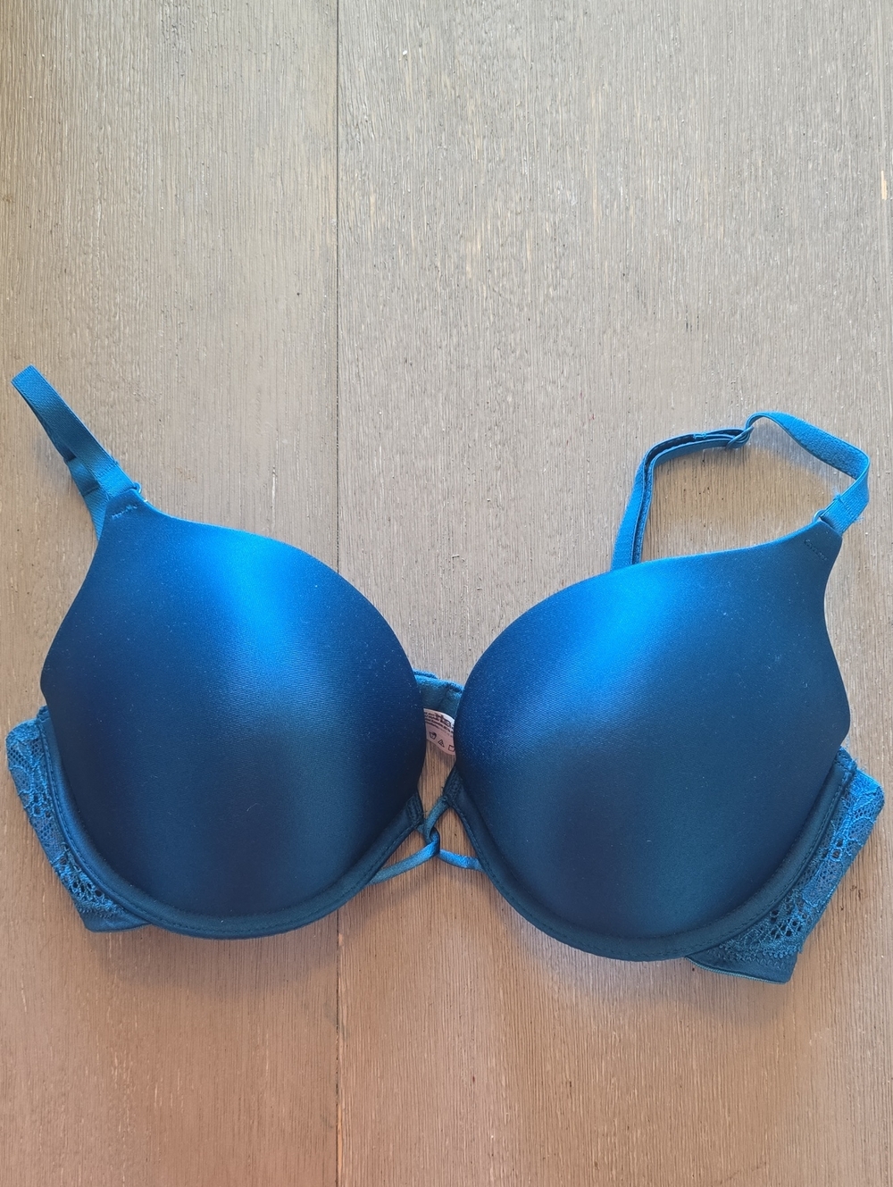 Maidenform Teal Blue Moulded Push-Up Bra with Lace Sides